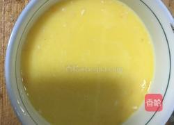 虾仁鸡蛋糕的做法图解2