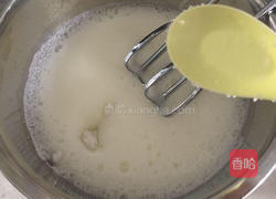 橙香戚风蛋糕的做法图解4