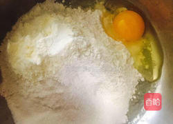 手工和面快速揉出手套膜(面包)——不摔打,不醒面的做法图解2