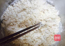 手工和面快速揉出手套膜(面包)——不摔打,不醒面的做法图解3