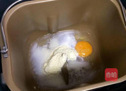 紫薯蜜豆面包的做法图解2