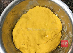 南瓜紫薯礼品豆沙包的做法图解2