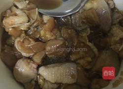苗式鸡腿肉的做法图解4
