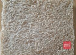 草莓鸡蛋三明治的做法图解2