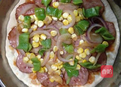 虾仁培根披萨的做法图解5