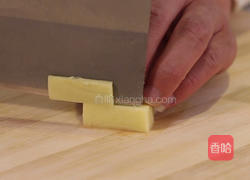 土豆炖排骨的做法图解2