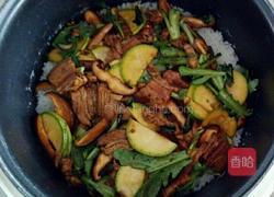 五花肉焖饭的做法图解7