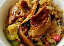 五花肉焖饭的做法图解8