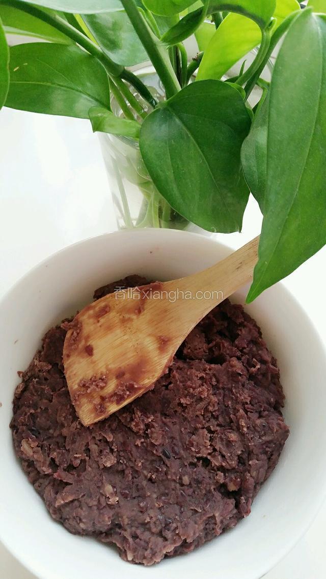 香喷喷的红豆沙做好了。