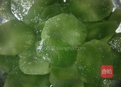 凉拌莴笋片的做法图解3