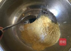 豆渣饼子的做法图解2