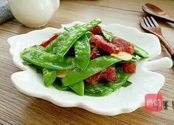 荷兰豆炒腊肠的做法图解6