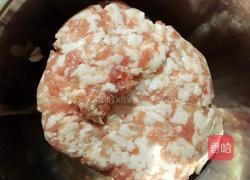 炸蒜蓉丸子的做法图解1