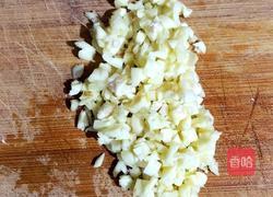 炸蒜蓉丸子的做法图解3