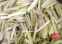 韭黄炒鸭蛋的做法图解4