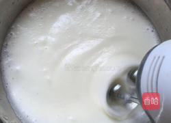 戚风蛋糕卷的做法图解4