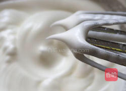 戚风蛋糕卷的做法图解6