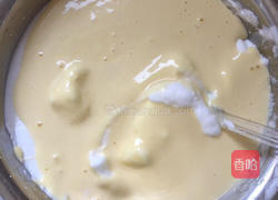 戚风蛋糕卷的做法图解8