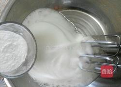 奶油黄桃蛋糕卷的做法图解8