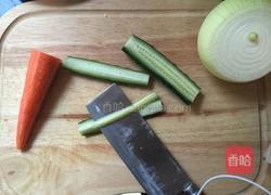 菠萝炒饭的做法图解1