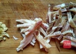 泥篙炒腊肉的做法图解2