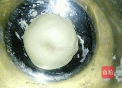 手抓葱花饼的做法图解1