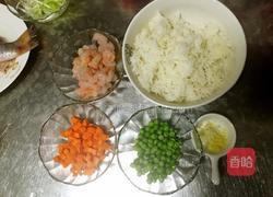儿童营养炒饭的做法图解1