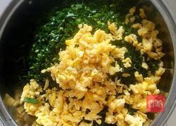 韭菜鸡蛋饺子的做法图解1