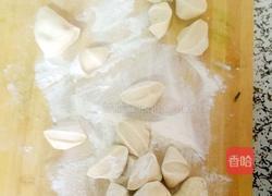 韭菜鸡蛋饺子的做法图解3