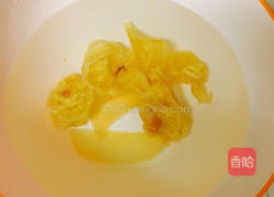 干鲍鱼花胶老鸡汤的做法图解1