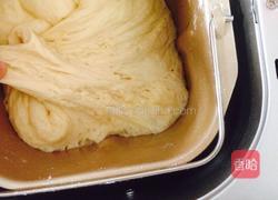 蜜豆花环面包的做法图解4