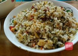 香椿鸡蛋炒饭的做法图解5