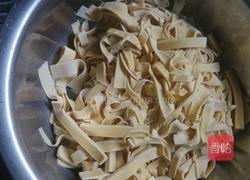 青椒炒千张的做法图解1