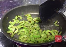 豆瓣苦瓜的做法图解5