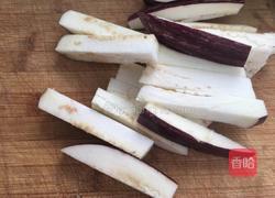 糖醋茄条的做法图解2