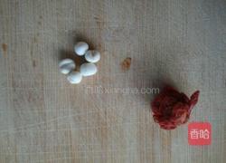 冰糖雪梨盅的做法图解1