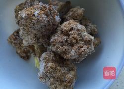 娃娃菜粉条丸子的做法图解2