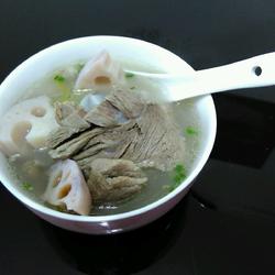 莲藕筒骨汤的做法[图]