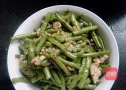 1最简单基础的四季豆炒肉的做法图解6