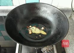 凉拌青笋丝的做法图解5