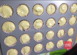 抹茶小蛋糕的做法图解4