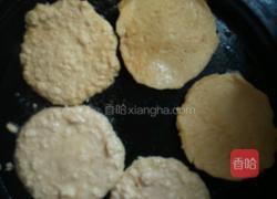 牛奶馒头鸡蛋饼的做法图解2
