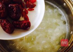 银耳红枣雪梨粥的做法图解6