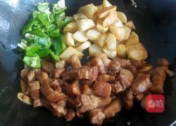 土豆烧五花肉的做法图解7