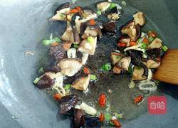 香菇瓜片滑蛋的做法图解4