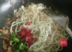 乌冬面炒泡菜丝的做法图解7
