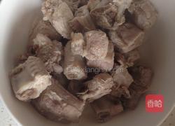 排骨汤的做法图解2