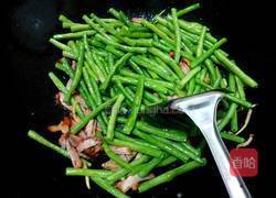 叉烧炒豇豆的做法图解5