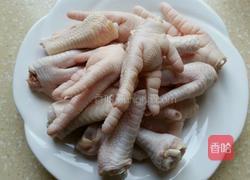 鸡爪花生红枣汤的做法图解4