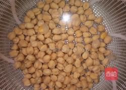 椒盐鹰嘴豆的做法图解2